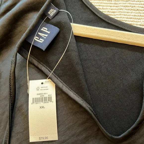 Brand New with Tags! Elegant Gap Black Satin Highneck Sleeveless Dress - Picture 3 of 7